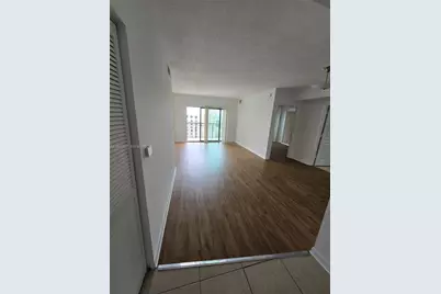 4242 NW 2nd St #1614, Miami, FL 33126 - Photo 7