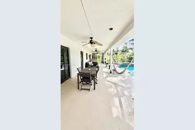 18100 SW 87th Ct, Palmetto Bay, FL 33157 - Photo 23