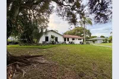 18100 SW 87th Ct, Palmetto Bay, FL 33157 - Photo 3