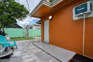 2516 Cleveland St, Hollywood, FL 33020 - Photo 7