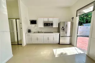 2516 Cleveland St, Hollywood, FL 33020 - Photo 29