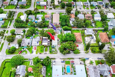 2516 Cleveland St, Hollywood, FL 33020 - Photo 23