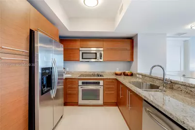 2641 N Flamingo Rd #1703N, Sunrise, FL 33323 - Photo 3