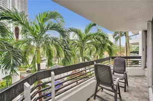 3600 Mystic Pointe Dr, Aventura, FL 33180 - Photo 3