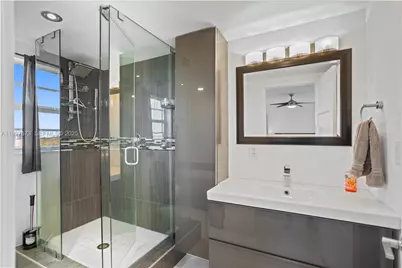 3050 N Palm Aire Dr #710, Pompano Beach, FL 33069 - Photo 25