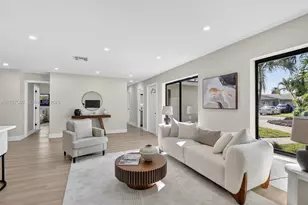 1361 SE 4th Ct, Deerfield Beach, FL 33441 - Photo 7