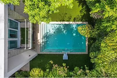 335 W 46th St, Miami Beach, FL 33140 - Photo 49