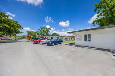 3932 SW 12th Pl, Fort Lauderdale, FL 33312 - Photo 13
