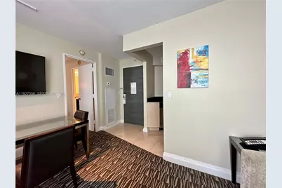 2670 E Sunrise Blvd #311, Fort Lauderdale, FL 33304 - Photo 11