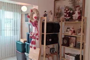 8841 NW Sunrise Lakes Blvd, Sunrise, FL 33322 - Photo 17