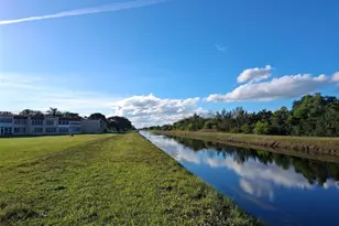 8841 NW Sunrise Lakes Blvd, Sunrise, FL 33322 - Photo 41