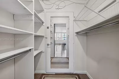 11 Island Ave #1212, Miami Beach, FL 33139 - Photo 31