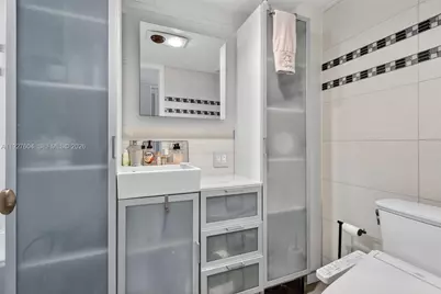 11 Island Ave #1212, Miami Beach, FL 33139 - Photo 29