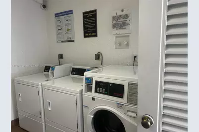 1665 Bay Rd #415, Miami Beach, FL 33139 - Photo 7