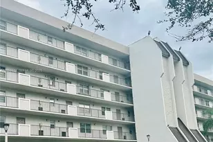 3100 W Rolling Hills Cir, Davie, FL 33328 - Photo 1