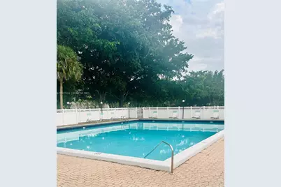 3100 W Rolling Hills Cir #310, Davie, FL 33328 - Photo 37