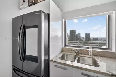 601 NE 36th St #2707, Miami, FL 33137 - Photo 15