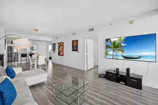 601 NE 36th St, Miami, FL 33137 - Photo 7