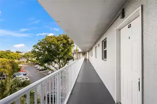 116 Royal Pk Dr, Oakland Park, FL 33309 - Photo 3