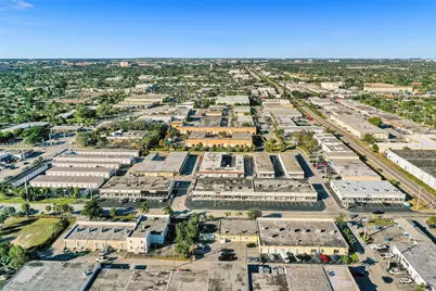 4500 N Dixie Hwy, Oakland Park, FL 33334 - Photo 5
