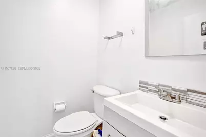 4500 N Dixie Hwy, Oakland Park, FL 33334 - Photo 15