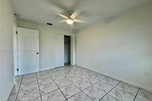 15430 SW 82nd Ln, Miami, FL 33193 - Photo 5