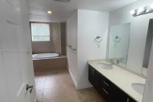 1658 Hayes St, Hollywood, FL 33020 - Photo 11