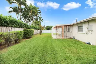 1101 SW 102nd Ct, Miami, FL 33174 - Photo 11