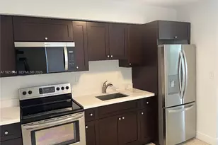 90 E 15th St, Hialeah, FL 33010 - Photo 3