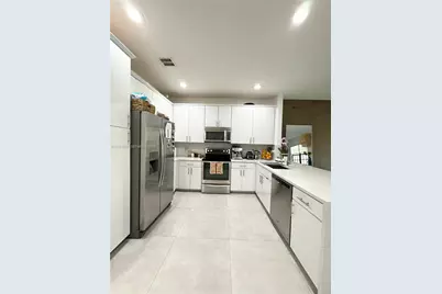 13017 S Riverwalk Cir S, Plantation, FL 33325 - Photo 13