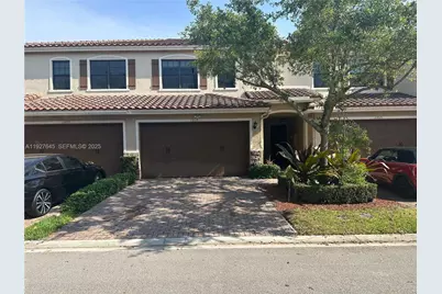 13017 S Riverwalk Cir S, Plantation, FL 33325 - Photo 1
