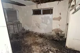 4240 NE 3rd Ave, Deerfield Beach, FL 33064 - Photo 13