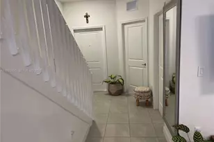 12868 SW 232nd Ln, Homestead, FL 33032 - Photo 3