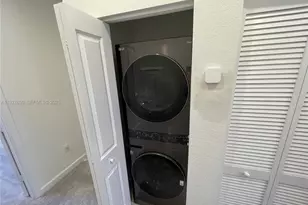 12868 SW 232nd Ln, Homestead, FL 33032 - Photo 13