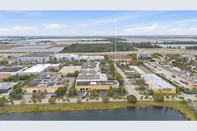 3850 NW 114th Ave, Doral, FL 33178 - Photo 3