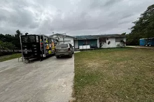 21160 SW 328th St, Homestead, FL 33030 - Photo 11