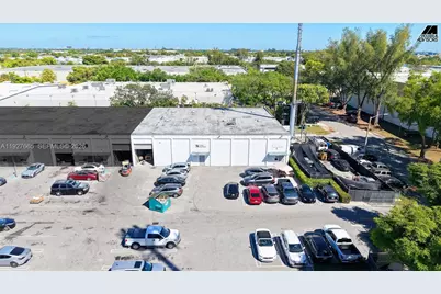 5261 NW 161st St, Miami Gardens, FL 33014 - Photo 1