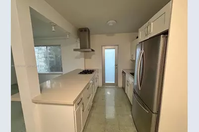 7430 Carlyle Ave #1, Miami Beach, FL 33141 - Photo 1