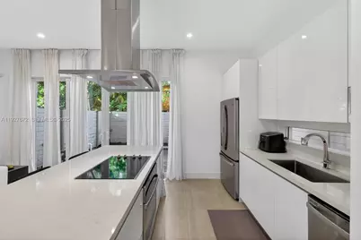 3525 Day Ave, Coconut Grove, FL 33133 - Photo 11