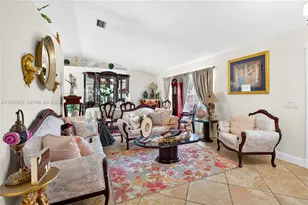 652 SW Prado Ave, Port Saint Lucie, FL 34983 - Photo 5