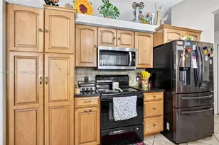 652 SW Prado Ave, Port Saint Lucie, FL 34983 - Photo 15