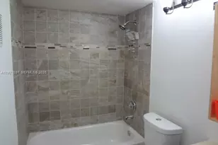 452 NE 210th Cir Terrace, Miami, FL 33179 - Photo 15