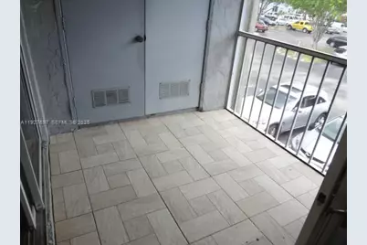 452 NE 210th Circle Ter #2037, Miami, FL 33179 - Photo 5