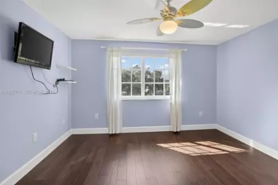 1911 NW 169th Ave, Pembroke Pines, FL 33028 - Photo 15