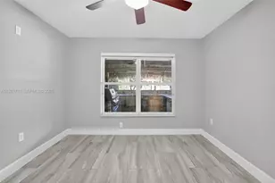 1911 NW 169th Ave, Pembroke Pines, FL 33028 - Photo 21