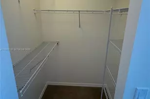 347 N New River Dr E, Fort Lauderdale, FL 33301 - Photo 9