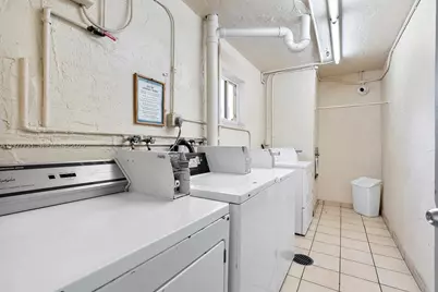 324 SE 10th St #203, Dania Beach, FL 33004 - Photo 39