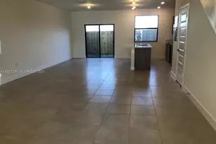 10431 NW 82nd St, Doral, FL 33178 - Photo 3