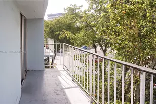 9651 SW 77th Ave, Miami, FL 33156 - Photo 9