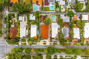 426 SW 26th Rd, Miami, FL 33129 - Photo 27